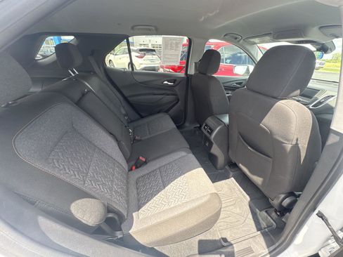 Used 2024 Chevrolet Equinox LT w/ LPO, Floor Liner Package FWD image 14