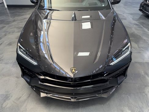 Used 2025 Lamborghini Urus SE AWD/4WD image 4