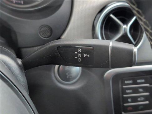 Certified 2018 Mercedes-Benz GLA 250 4MATIC image 12