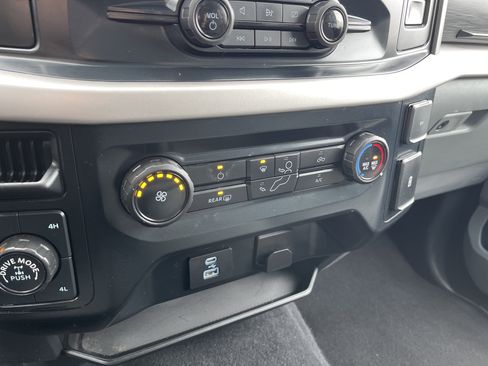 Used 2023 Ford F150 XLT w/ XTR Package image 19