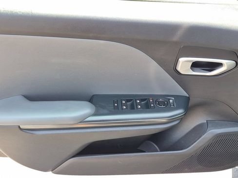 Used 2025 Kia K4 FWD image 11