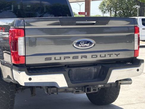 Used 2019 Ford F250 Lariat w/ Lariat Ultimate Package image 6