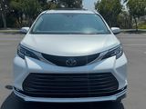 Used 2023 Toyota Sienna XLE image 2