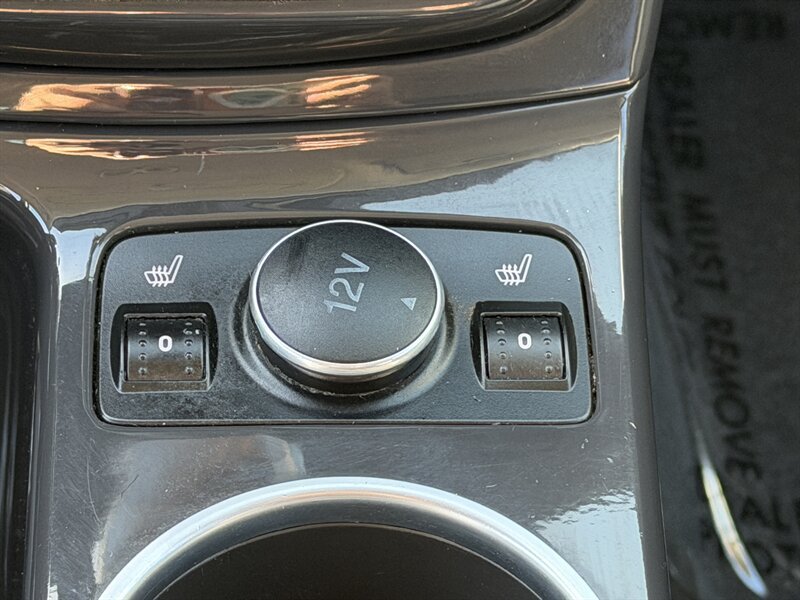 Used 2014 Ford Escape Titanium w/ Equipment Group 401A FWD image 19