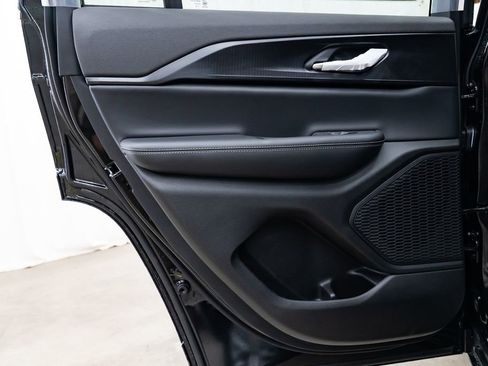 New 2026 Jeep Grand Cherokee Laredo image 27