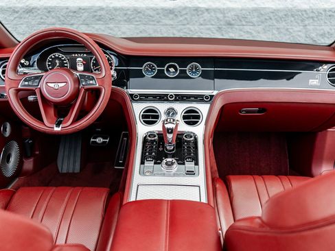 Certified 2020 Bentley Continental GT image 4
