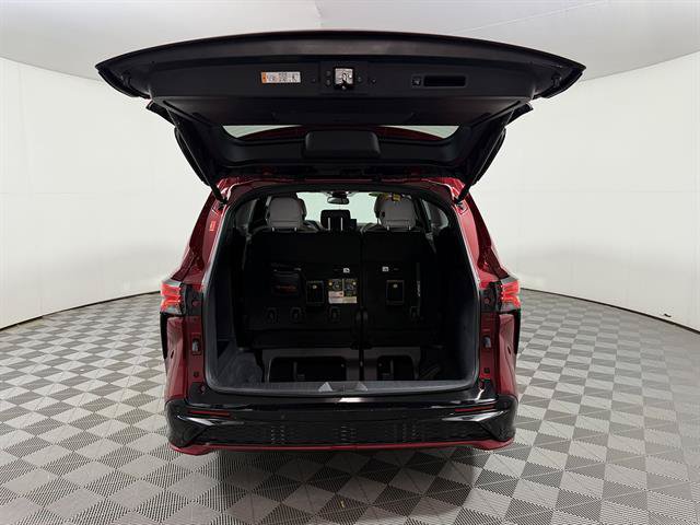 Certified 2026 Toyota Sienna XSE AWD/4WD image 24