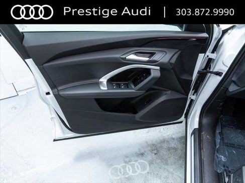 Used 2025 Audi Q5 Premium w/ Convenience Package AWD/4WD image 20