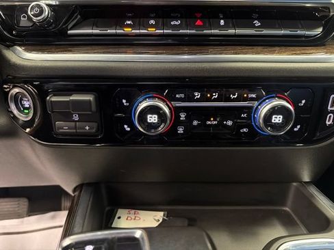 Used 2022 GMC Sierra 1500 Elevation w/ Preferred Package AWD/4WD image 23