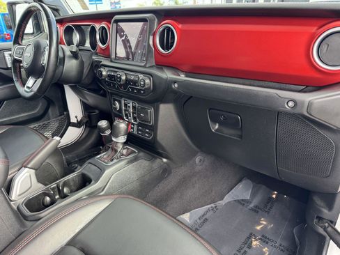 Used 2021 Jeep Gladiator Rubicon AWD/4WD image 7