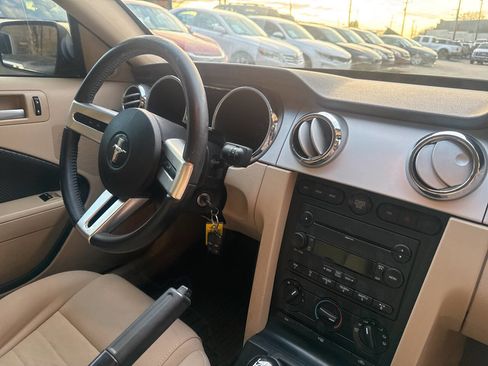 Used 2007 Ford Mustang GT image 17
