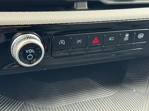 New 2026 Ford Explorer Active AWD/4WD image 22