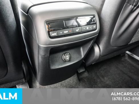Used 2025 Hyundai Palisade SE FWD image 51