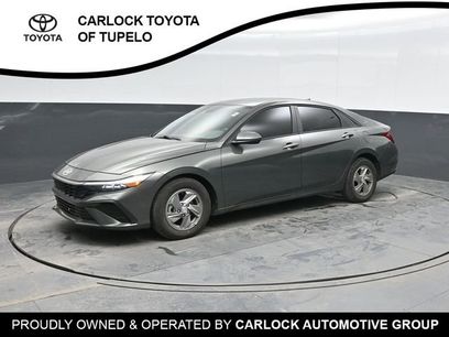 Used 2024 Hyundai Elantra SE