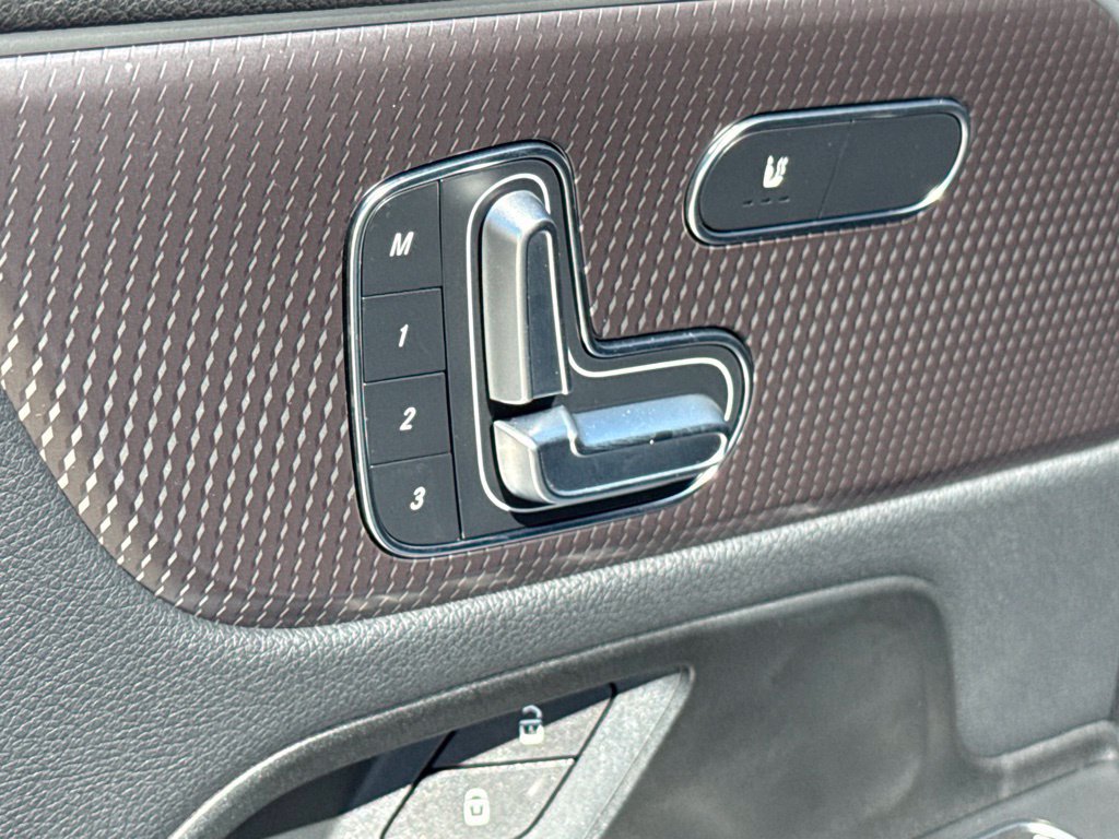 Certified 2023 Mercedes-Benz EQB 250+ image 20