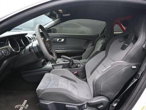Used 2019 Ford Mustang Shelby GT350 w/ Technology Package RWD image 14