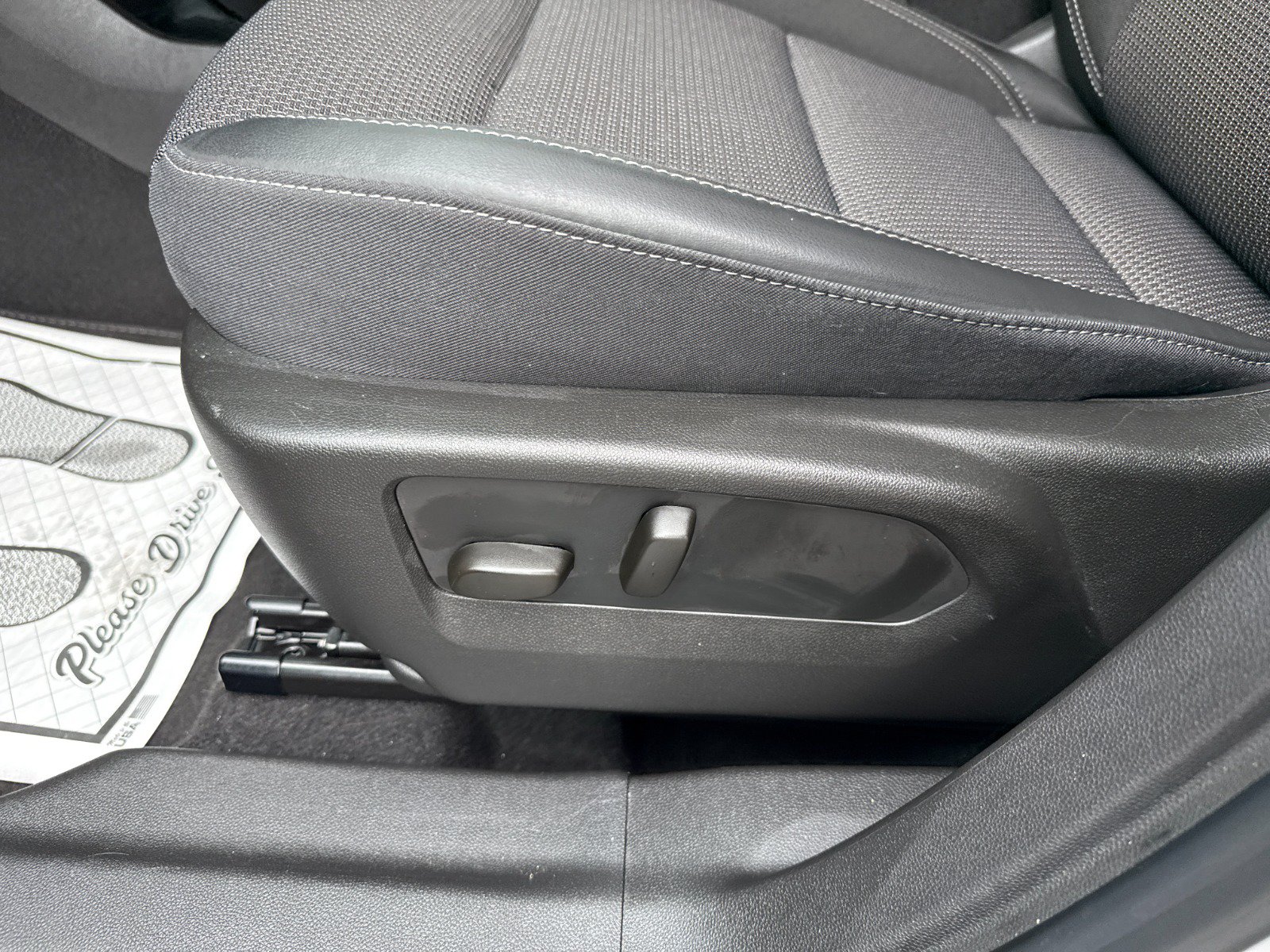 Certified 2023 Buick Envision Preferred AWD/4WD image 23