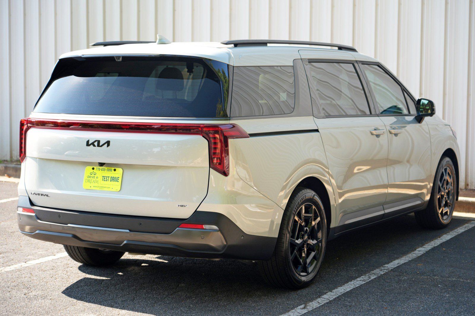 Used 2025 Kia Carnival SX Prestige FWD image 59
