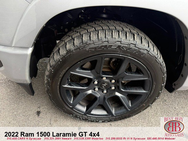 Used 2022 RAM 1500 Laramie AWD/4WD image 9