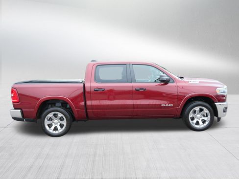 Used 2025 RAM 1500 Big Horn AWD/4WD image 8