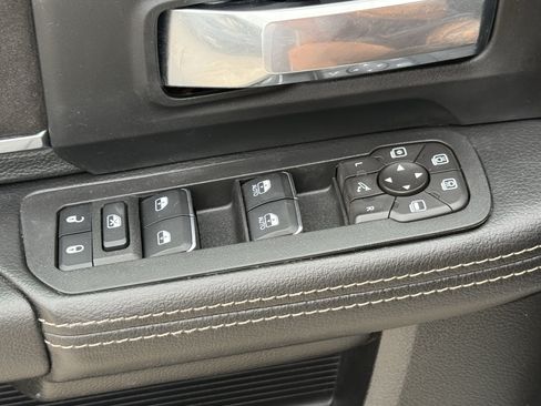 Used 2026 RAM 2500 Laramie AWD/4WD image 27