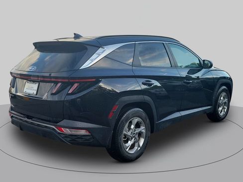 Used 2023 Hyundai Tucson SEL FWD image 3