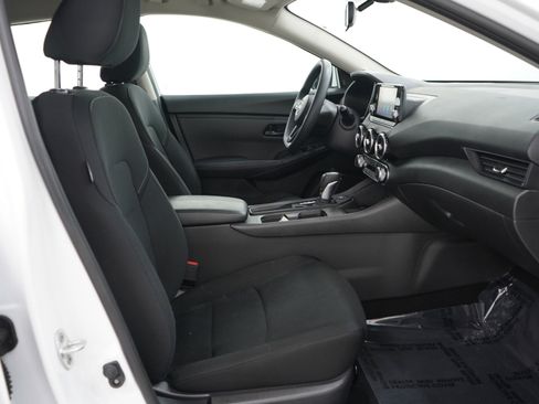Used 2024 Nissan Sentra S image 10