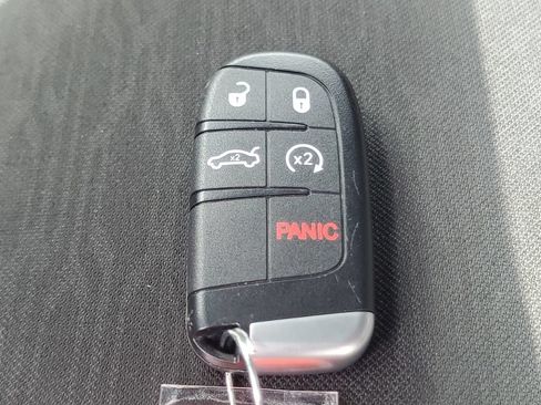 Used 2024 Dodge Durango GT AWD/4WD image 40
