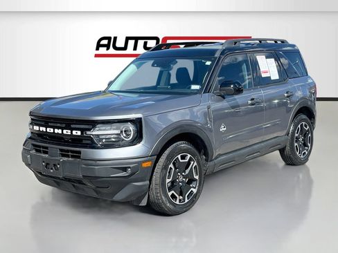 Used 2024 Ford Bronco Sport Outer Banks w/ Tech Package AWD/4WD image 3
