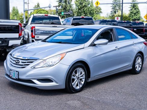Used 2011 Hyundai Sonata GLS w/ Popular Equipment Pkg 2 FWD image 3
