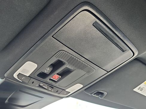 Used 2025 Honda Civic Sport Touring image 28