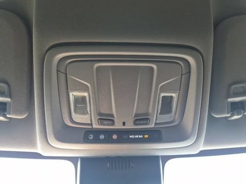 Used 2022 Chevrolet Silverado 1500 RST AWD/4WD image 34
