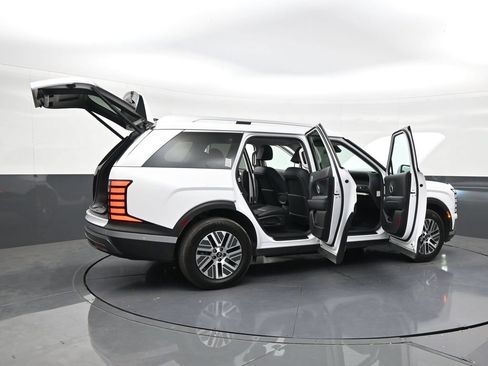 Used 2026 Hyundai Palisade SEL Premium FWD image 28