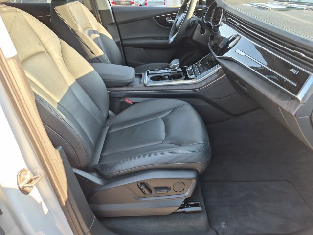 Used 2023 Audi Q7 3.0T Premium Plus w/ Premium Plus Package AWD/4WD image 42