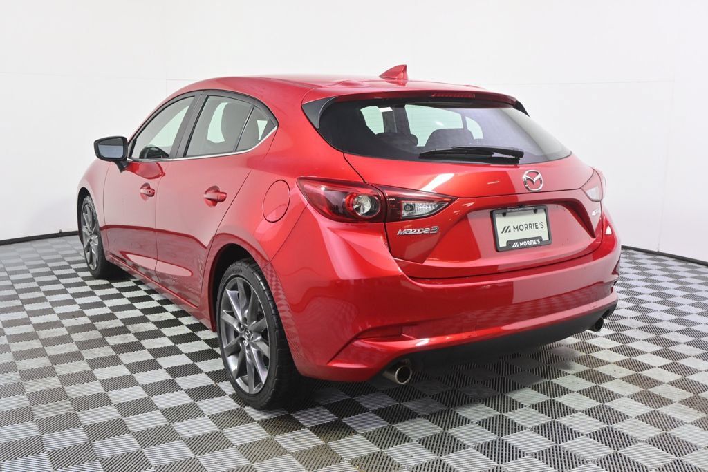 Used 2018 MAZDA MAZDA3 Grand Touring FWD image 4
