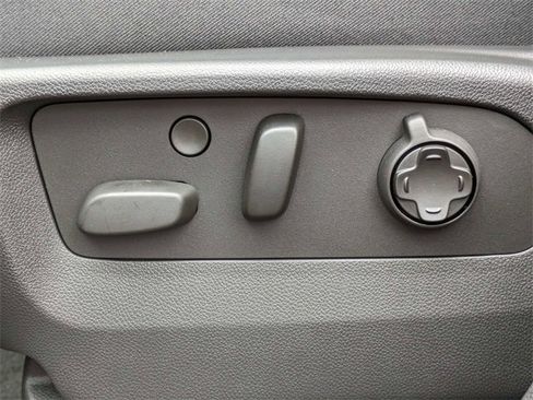 New 2025 Buick Envision Avenir image 20