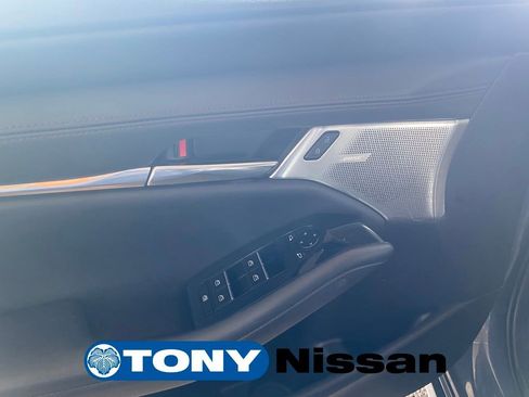 Used 2019 MAZDA MAZDA3 AWD Hatchback w/ Premium Pkg image 31