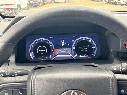 Used 2025 Toyota 4Runner SR5 image 34