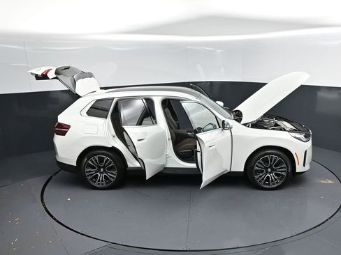 New 2026 BMW X3 xDrive30 w/ Convenience Package image 50