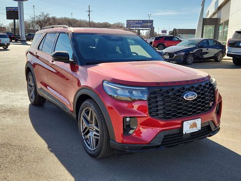 New 2026 Ford Explorer ST w/ Sun And Sound Package image 6