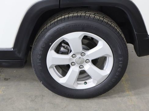 Used 2019 Jeep Compass Latitude w/ Popular Equipment Group image 41