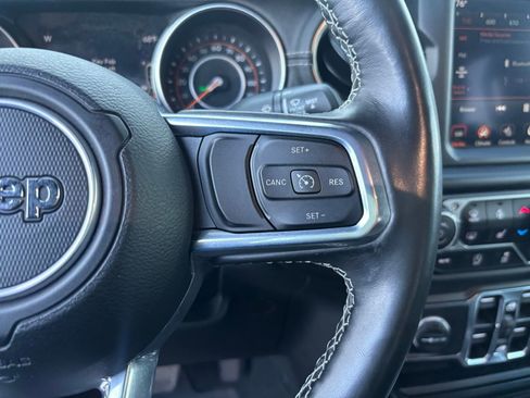 Used 2022 Jeep Gladiator Overland w/ Popular Equipment Package image 17