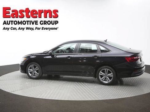 Used 2024 Volkswagen Jetta SE FWD image 60