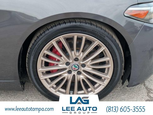 Used 2020 Alfa Romeo Giulia w/ Nero Edizione RWD image 10