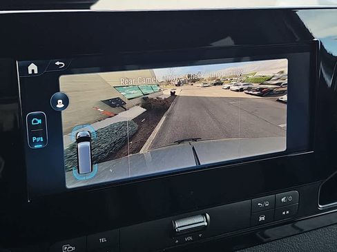 Used 2025 Mercedes-Benz Sprinter 2500 image 17