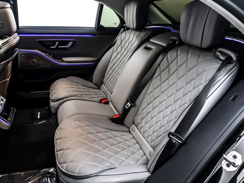 Certified 2023 Mercedes-Benz S 580 4MATIC Sedan image 10