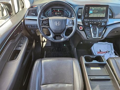 Used 2019 Honda Odyssey Elite image 11