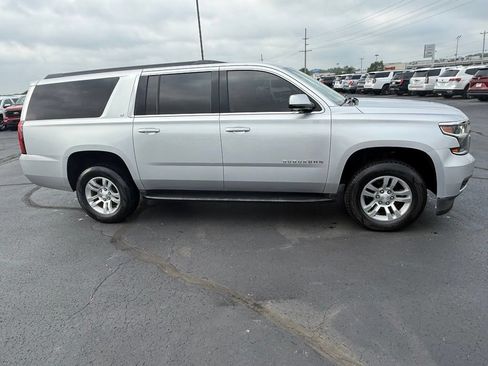 Used 2019 Chevrolet Suburban LT AWD/4WD image 8