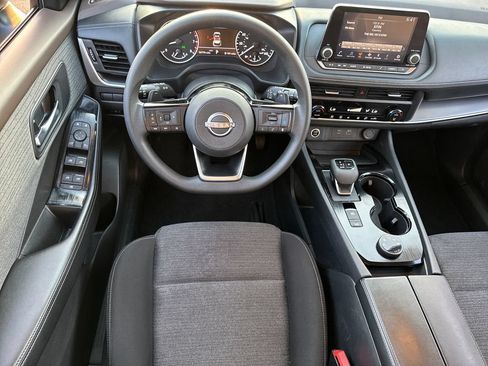 Used 2023 Nissan Rogue SV AWD/4WD image 15