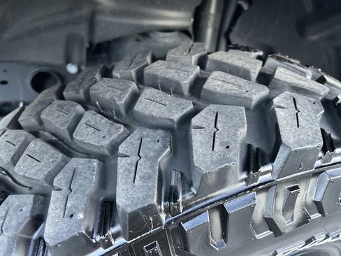 Used 2023 Jeep Wrangler Unlimited w/ Dual Top Group image 10